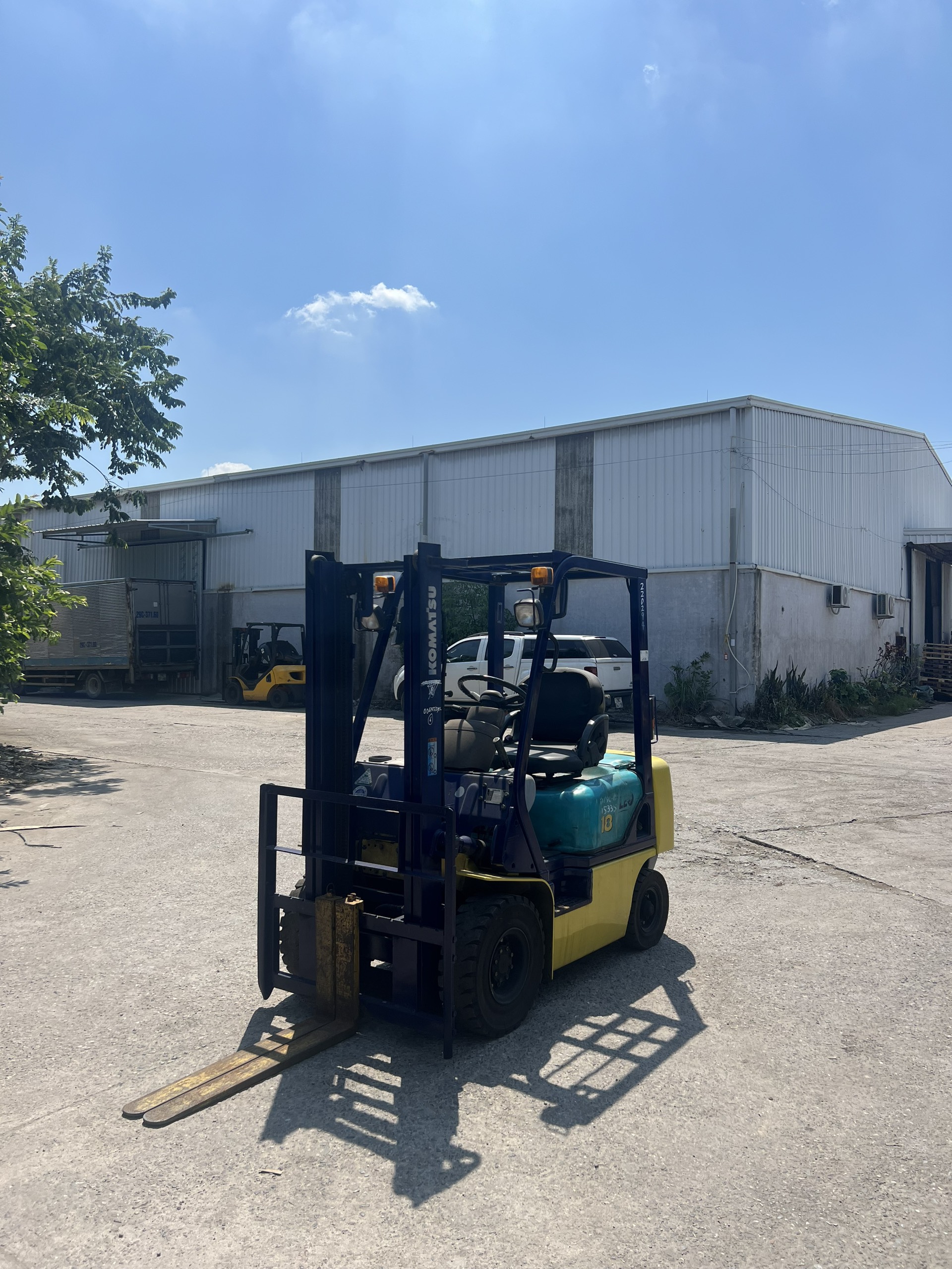 Xe nâng dầu 1.8 tấn cũ