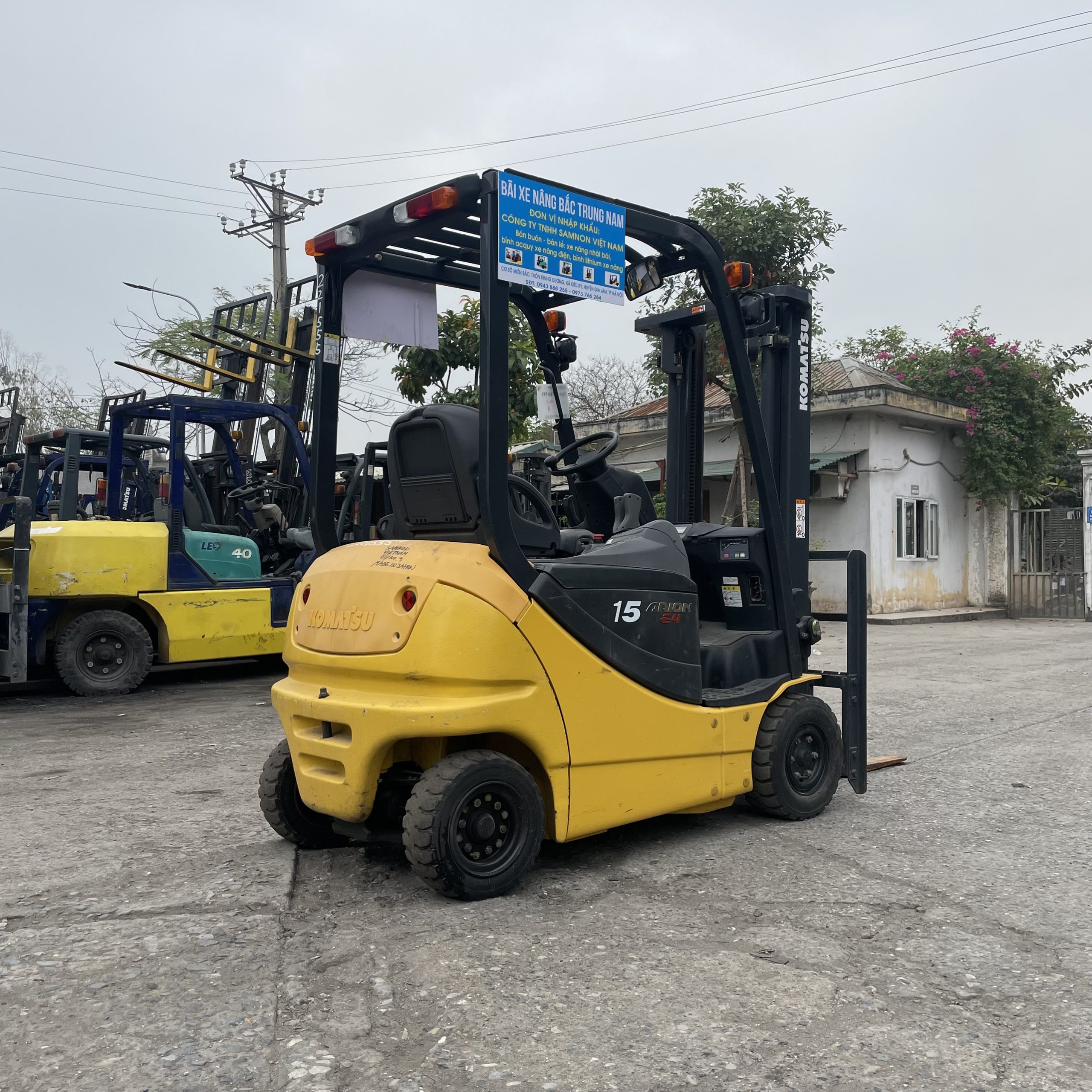 Xe nâng 1.5 tấn Komatsu điện