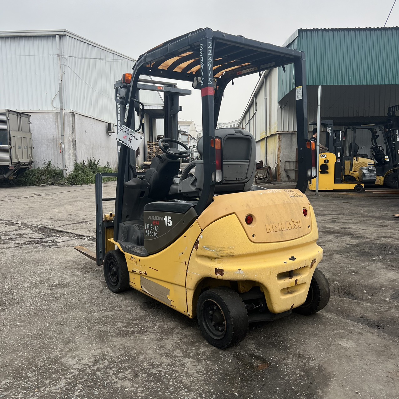 Xe nâng Komatsu điện 1.5 tấn