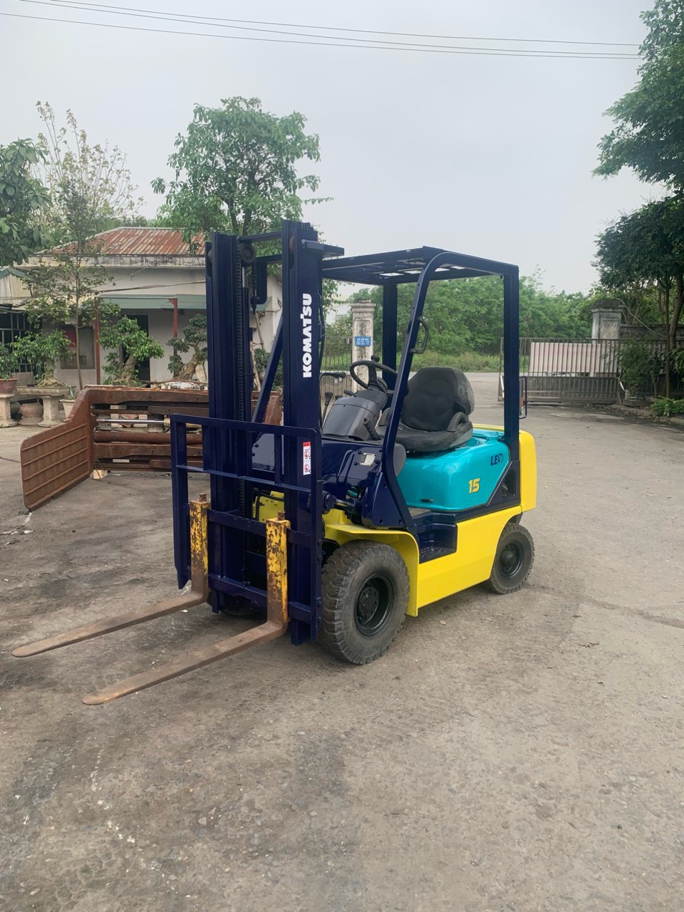Xe xăng 1.5 tấn