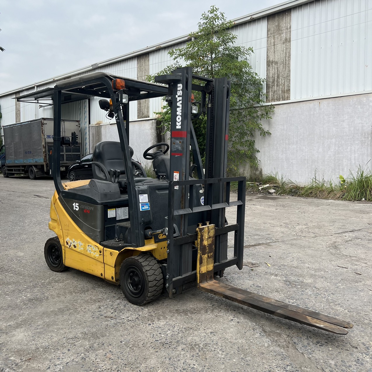 Xe nâng điện Komatsu 1.5 tấn cũ