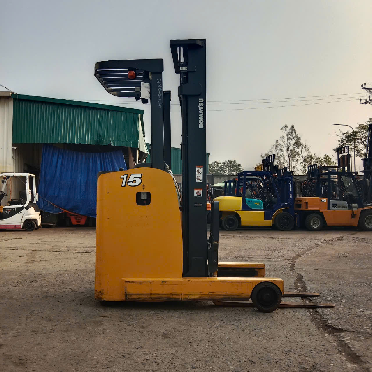 Xe nâng điện Komatsu 1.5 tấn