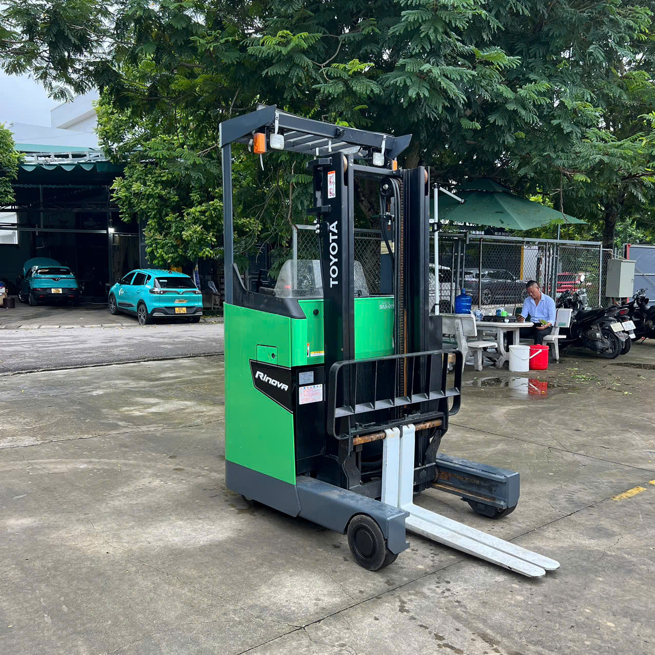 Xe nâng điện Nhật bãi